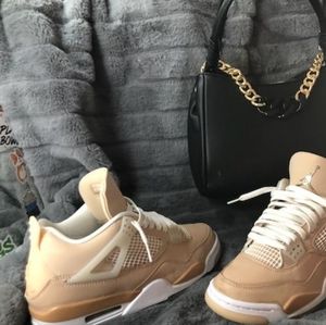 Women's Jordan 4 "Shimmer" sz 8.5